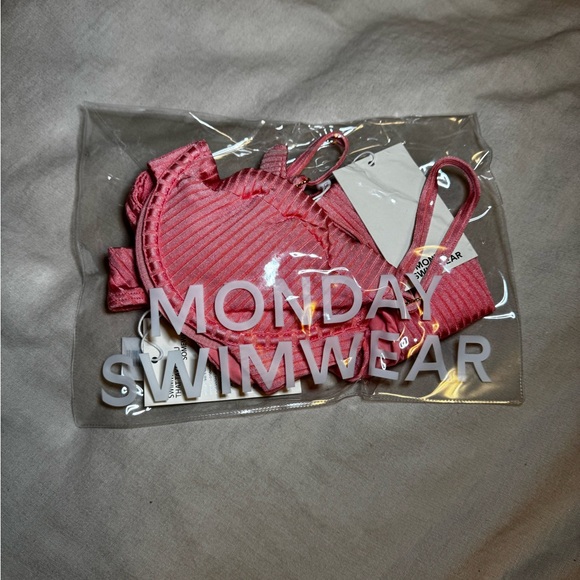 NWT Monday Swimwear bikini set Guava small medium - Picture 5 of 6